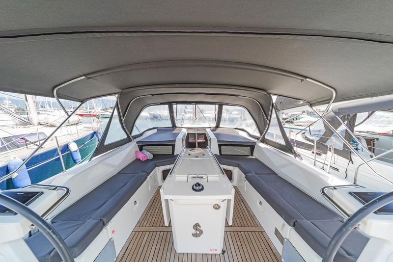 Book yachts online - sailboat - Oceanis 51.1 (5+1 cab) A/C &amp; GEN - CARPE DIEM - rent