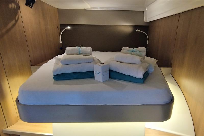 Book yachts online - catamaran - Bali Catspace - Tursiops - rent