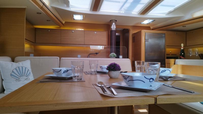 Book yachts online - sailboat - Dufour 56 Exclusive 2019 - Nakupenda - rent