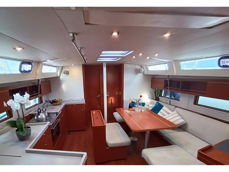 Book yachts online - sailboat - Oceanis 46.1 - Blue Satellite - rent