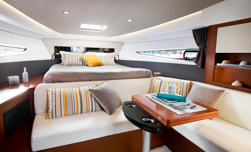 Book yachts online - motorboat - Jeanneau Leader 36 - Jeanneau Leader 36 ('17) - rent