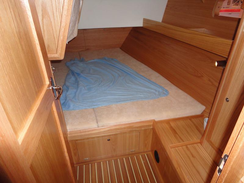 Book yachts online - sailboat - Ovni 395 - Gorgo - rent