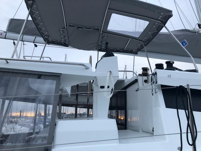Book yachts online - catamaran - Saona 47 - Lucky Alexandra - rent
