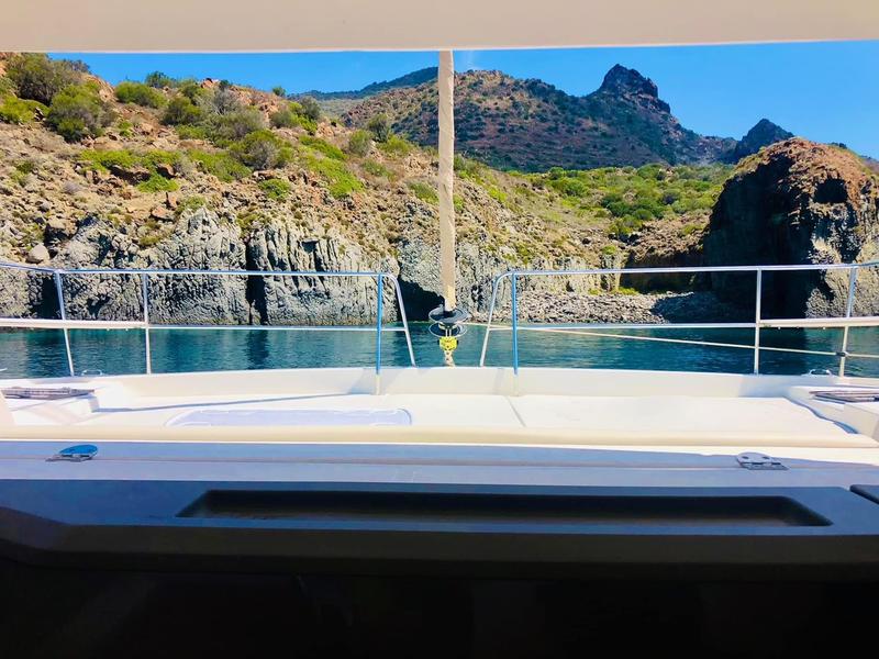 Book yachts online - catamaran - Bali 4.0 - Tesla - rent
