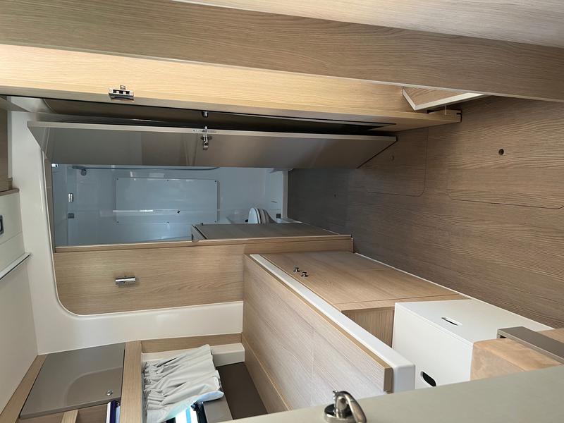 Book yachts online - catamaran - Bali 4.0 - Tesla - rent