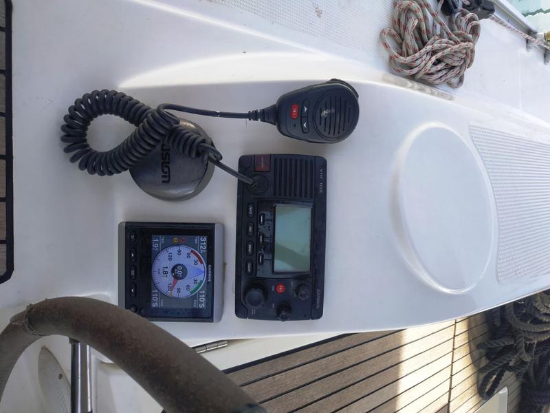 Book yachts online - sailboat - Bavaria 46 Cruiser - XANNAX II - rent