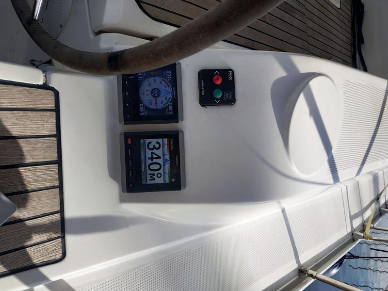 Book yachts online - sailboat - Bavaria 46 Cruiser - XANNAX II - rent