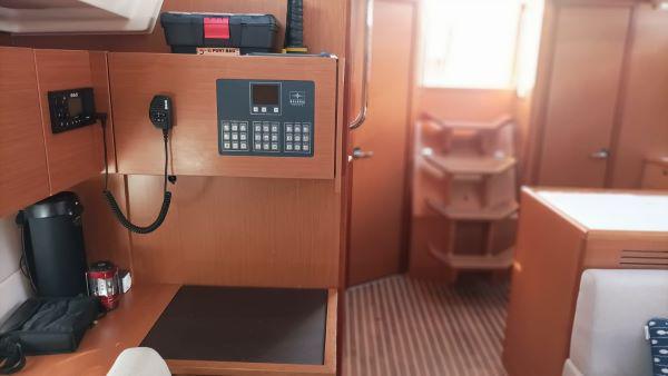 Book yachts online - sailboat - Bavaria C45 - LEGO - rent