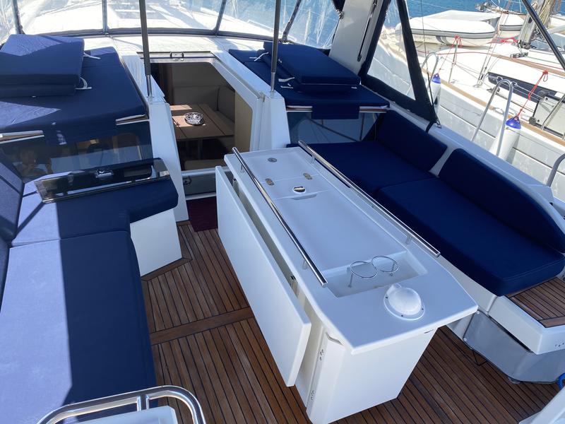 Book yachts online - sailboat - Oceanis 46.1 (4 cab) - Ferro Azzurro - rent