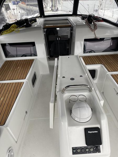Book yachts online - sailboat - Sun Odyssey 440 - Apollonas - rent