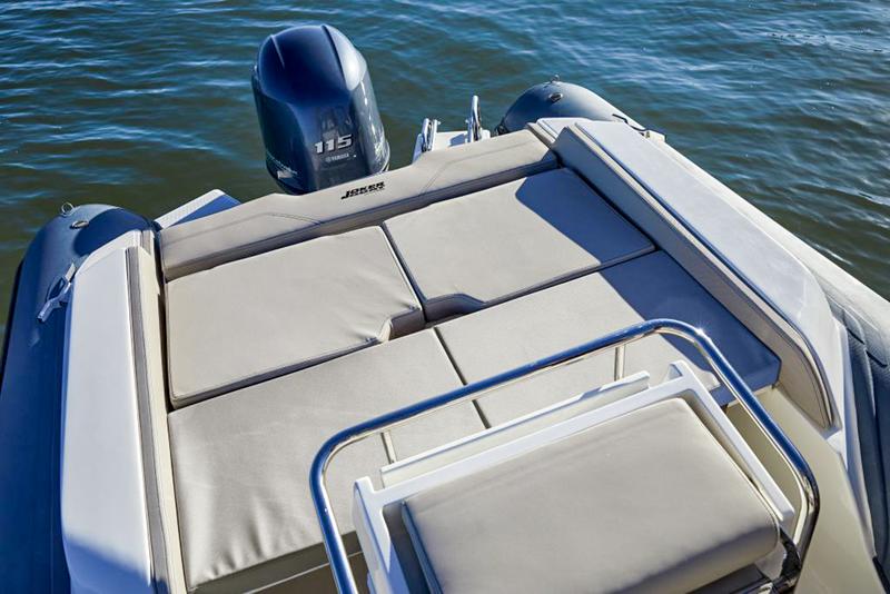 Book yachts online - other - Jokerboat Coaster 580 Plus - Joker Boat Coaster 580 Plus - 100 Honda - rent