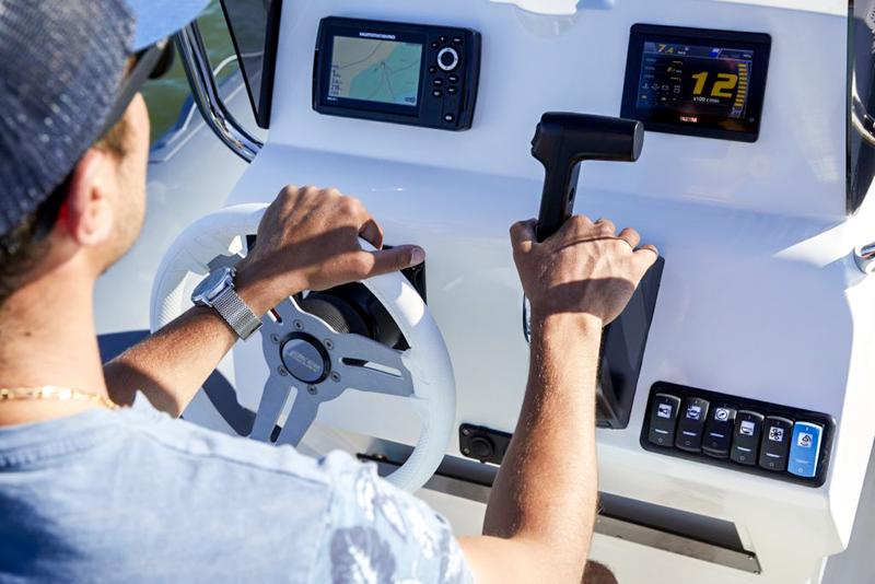 Book yachts online - other - Jokerboat Coaster 580 Plus - Joker Boat Coaster 580 Plus - 100 Honda - rent