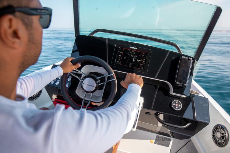Book yachts online - motorboat - Saxdor 200 Sport - 115 Mercury - Saxdor 200 Sport - 115 Mercury (2021) - rent