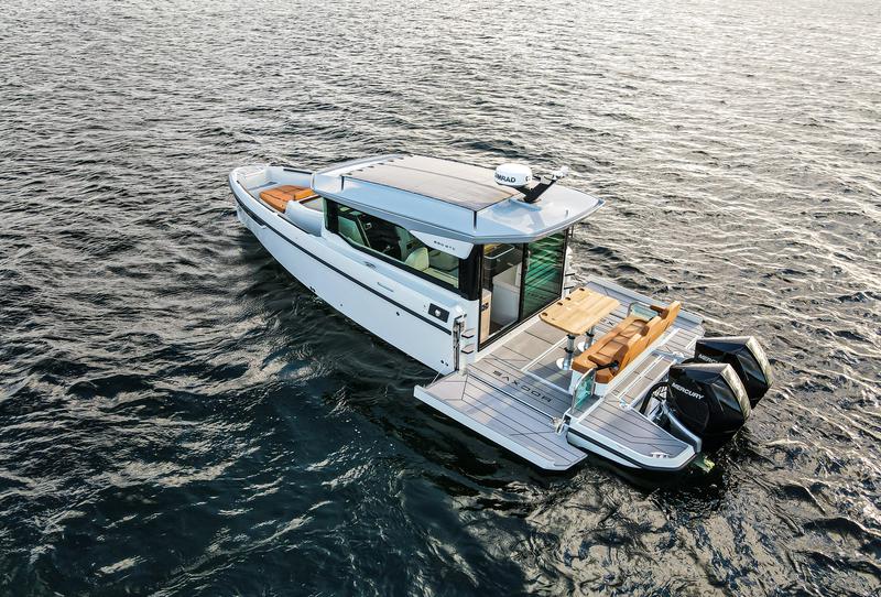 Book yachts online - motorboat - Saxdor 320 GTC - Saxdor 320 GTC (2023) - rent