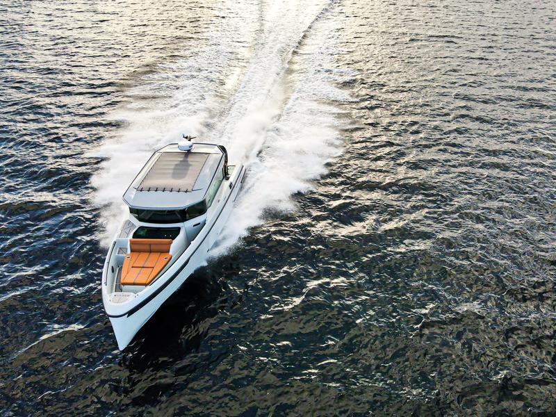 Book yachts online - motorboat - Saxdor 320 GTC - Navtia - rent