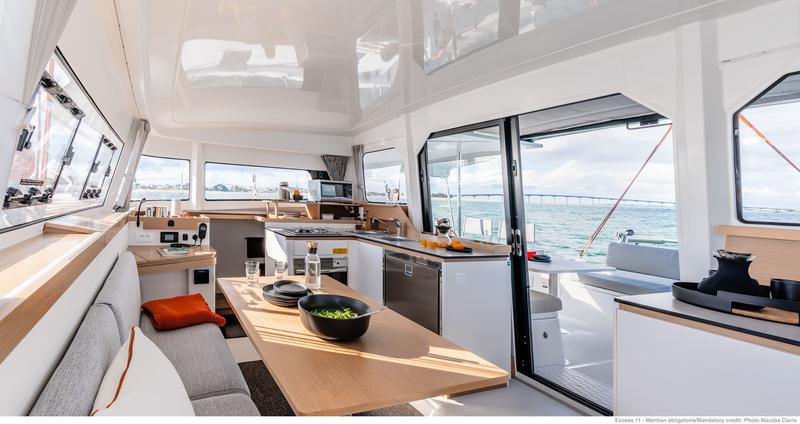 Book yachts online - catamaran - Excess 11 - Happy - rent