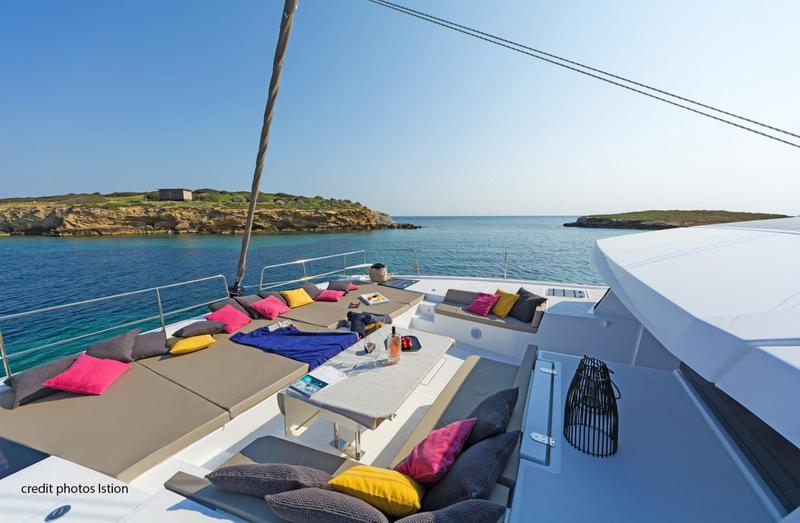 Book yachts online - catamaran - Bali 5.4 4 cab - 2 OCEANS - rent
