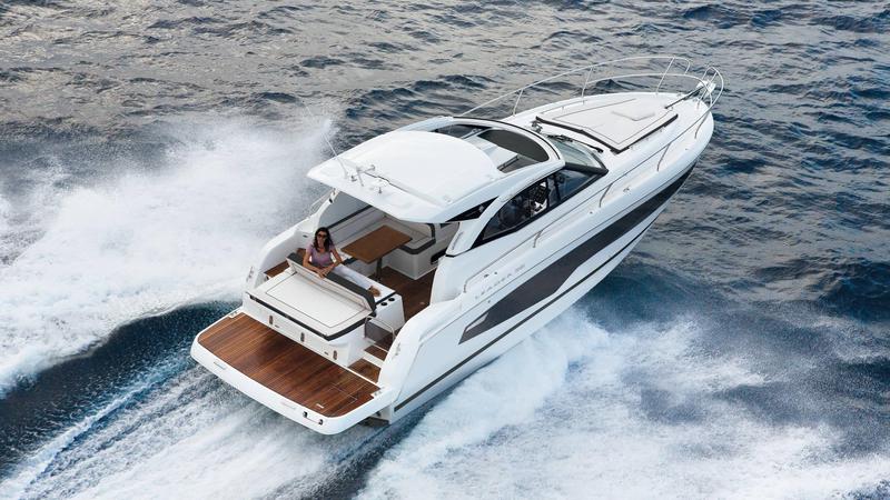 Book yachts online - motorboat - Leader 36 - Partenope - rent