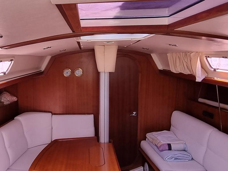 Book yachts online - sailboat - Salona 40 - Oya - rent