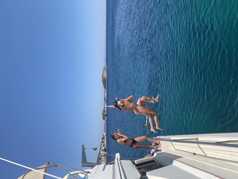 Book yachts online - motorboat - Princess 45 - Summer Love - rent