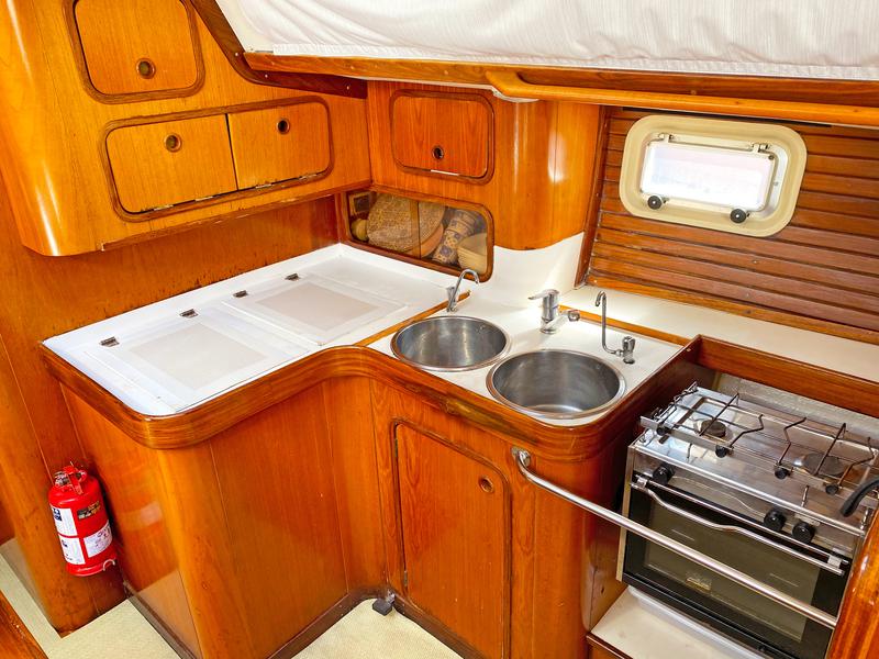 Book yachts online - sailboat - Oceanis 50 - Furtivo (Oceanis 50)SIN PATRÓN - rent