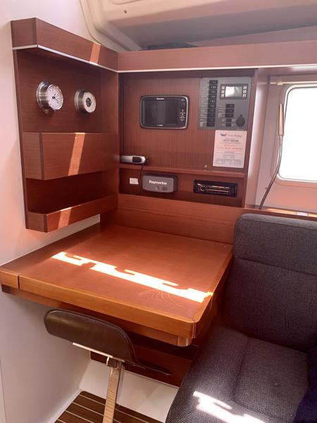 Book yachts online - sailboat - Hanse 445 - 4 cabin - Draco - rent