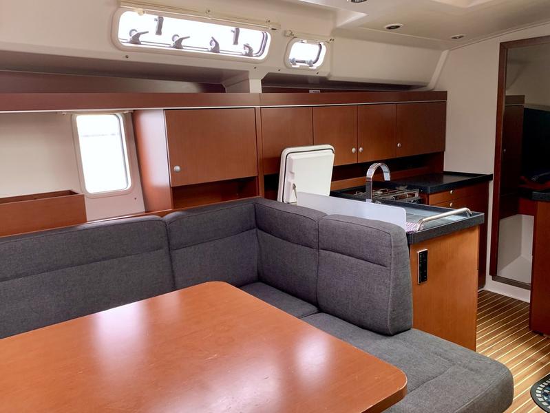 Book yachts online - sailboat - Hanse 445 - 4 cabin - Draco - rent