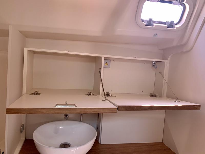 Book yachts online - sailboat - Hanse 445 - 4 cabin - Taurus 6 - rent