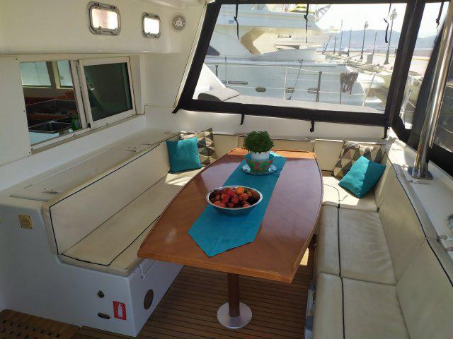 Book yachts online - catamaran - Lagoon 440 - Rori - rent