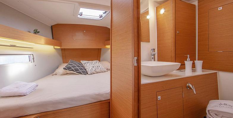 Book yachts online - sailboat - Dufour 390 Grand Large - Coco de Mer - rent