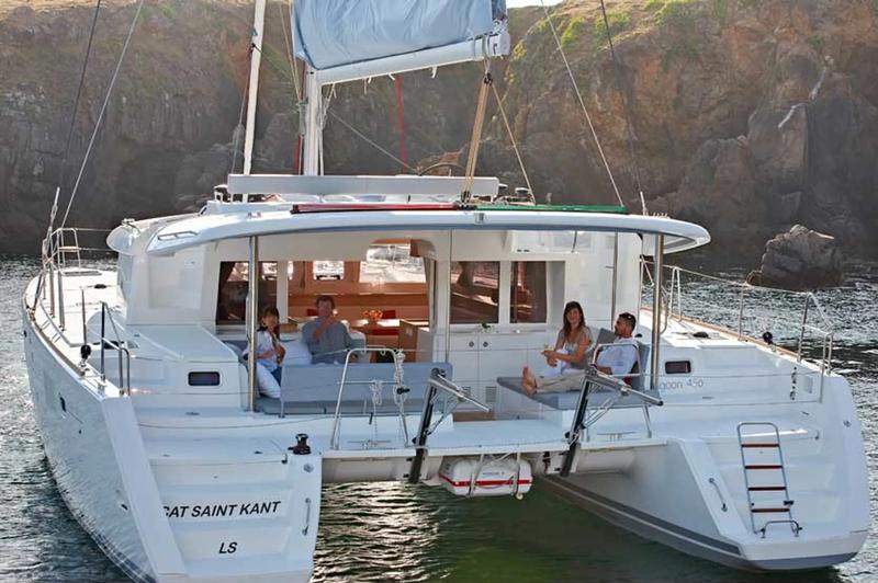 Book yachts online - catamaran - Lagoon 450F - Cahuenga - rent