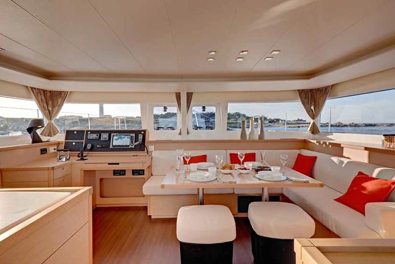 Book yachts online - catamaran - Lagoon 450F - Cahuenga - rent