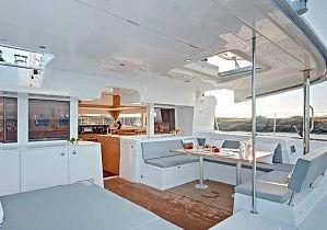 Book yachts online - catamaran - Lagoon 450F - Cahuenga - rent