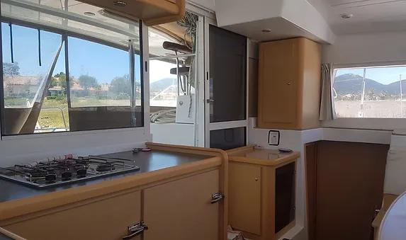 Book yachts online - catamaran - Lagoon 400 - Cavale - rent