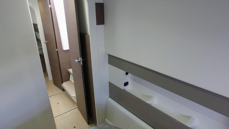 Book yachts online - catamaran - Bali 4.1 - Malea IV - rent