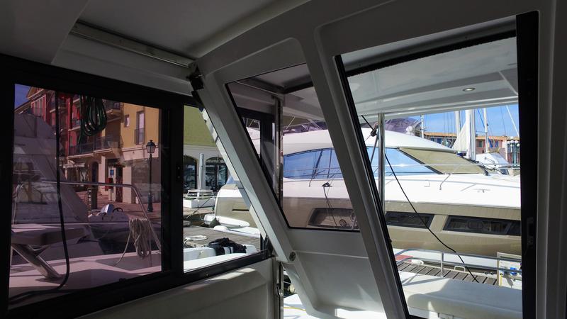 Book yachts online - catamaran - Bali 4.1 - Malea IV - rent