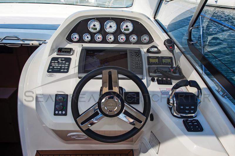 Book yachts online - motorboat - Bavaria Sport 44 HT - Paluma - rent
