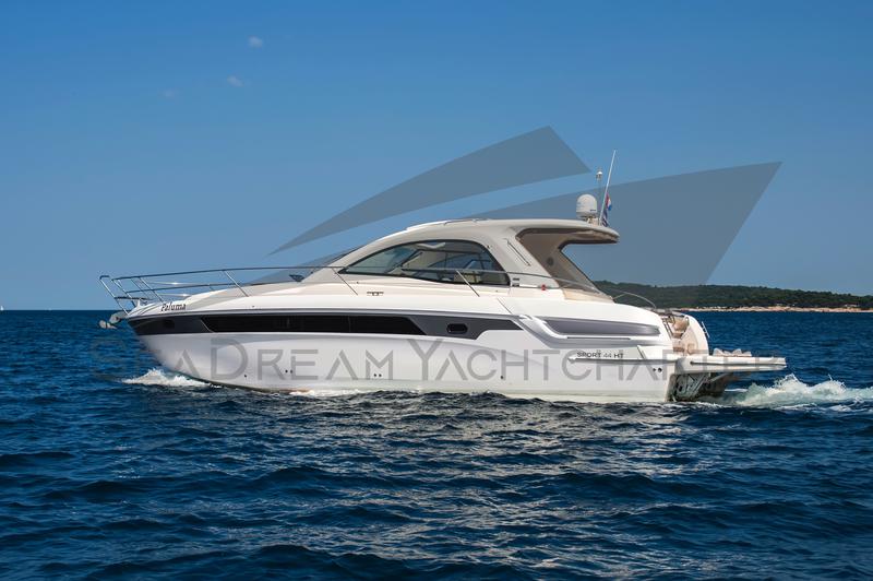 Book yachts online - motorboat - Bavaria Sport 44 HT - Paluma - rent