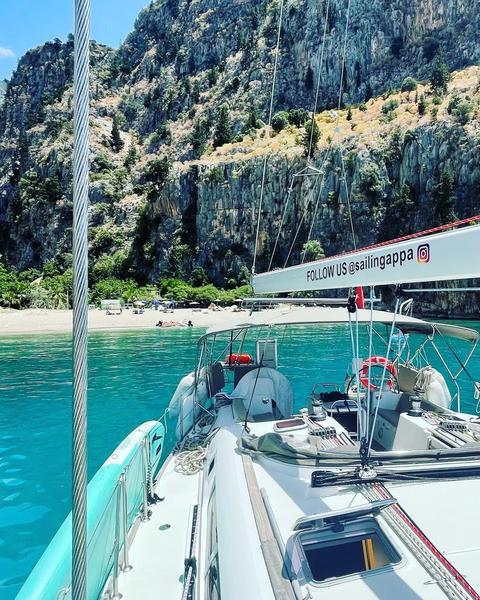 Book yachts online - sailboat - Sun Odyssey 49 - Appa - rent