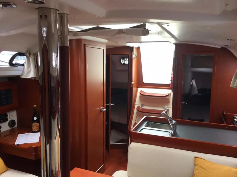 Book yachts online - sailboat - Oceanis 34 - Malouen - rent