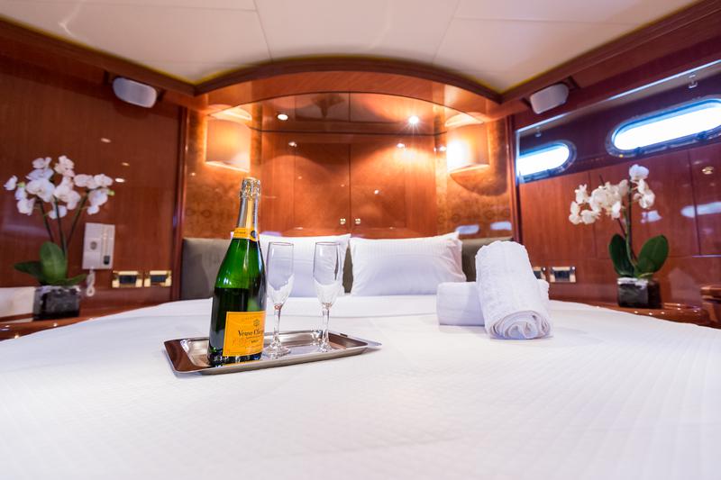 Book yachts online - motorboat - Horizon 2210 - Marlin  - rent