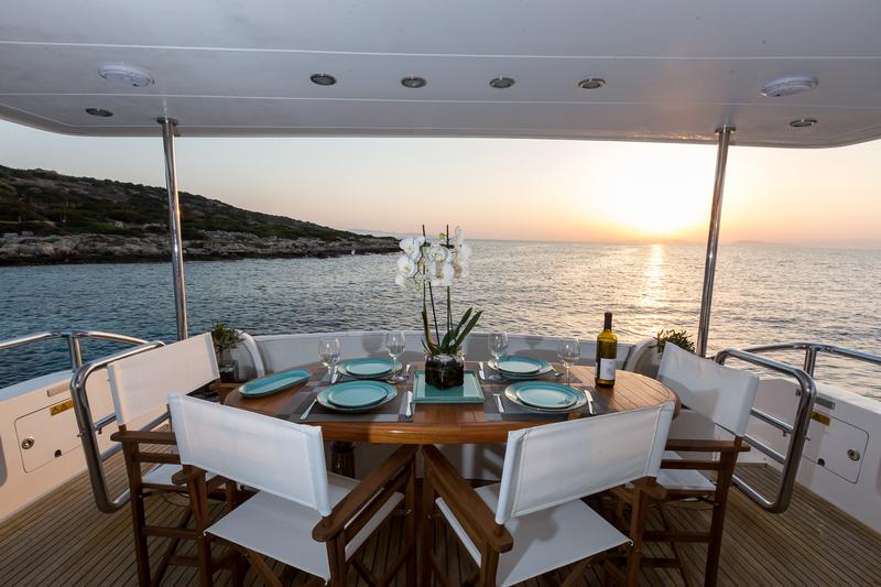 Book yachts online - motorboat - Horizon 2210 - Marlin  - rent