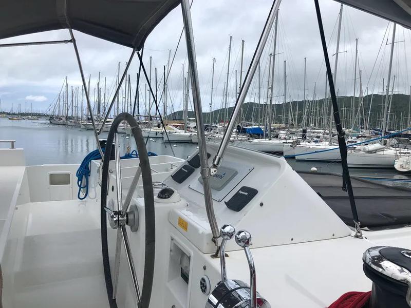 Book yachts online - catamaran - Lagoon 450 - Lorena - rent