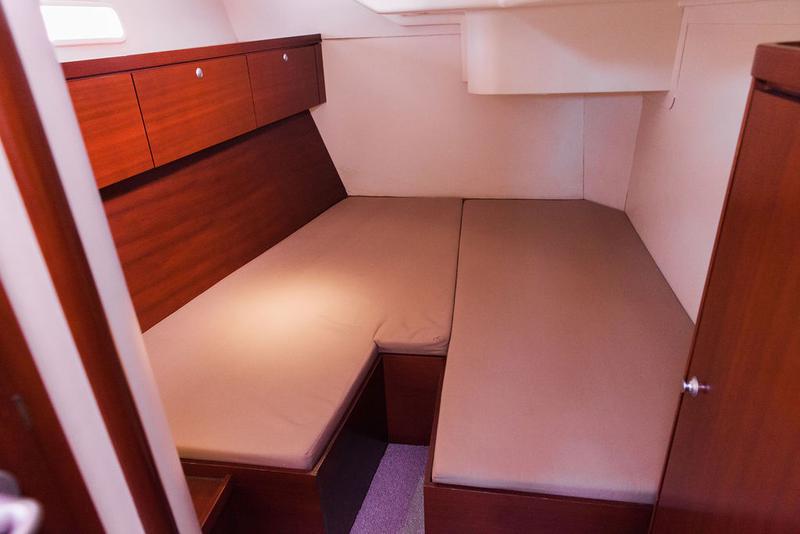 Book yachts online - sailboat - Hanse 540e - Aeolus - rent