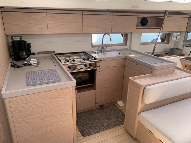 Book yachts online - sailboat - Oceanis 51.1 - Princess Oceana - rent