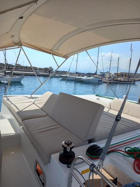 Book yachts online - catamaran - Lagoon 46 - Baraonda - rent