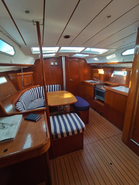 Book yachts online - sailboat - Oceanis 393 Clipper - Crete - rent