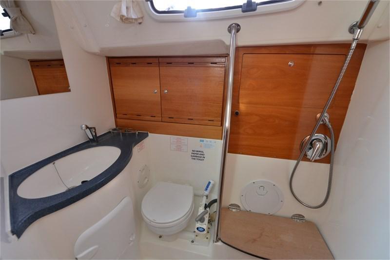 Book yachts online - False - Bavaria 40 Cruiser (3Cab) - Fenix I - rent