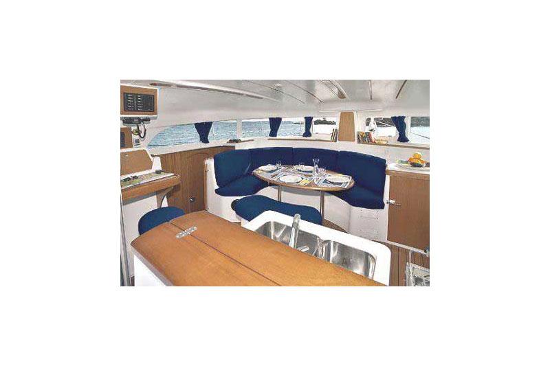 Book yachts online - False - Lagoon 380 (3Cab) - Tiando - rent