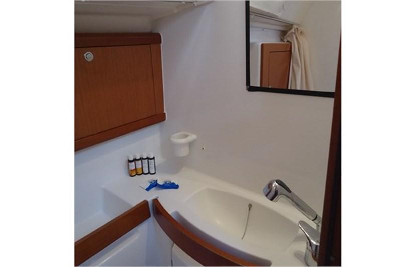 Book yachts online - False - Oceanis 43 (4Cab) - Seven Seas - rent